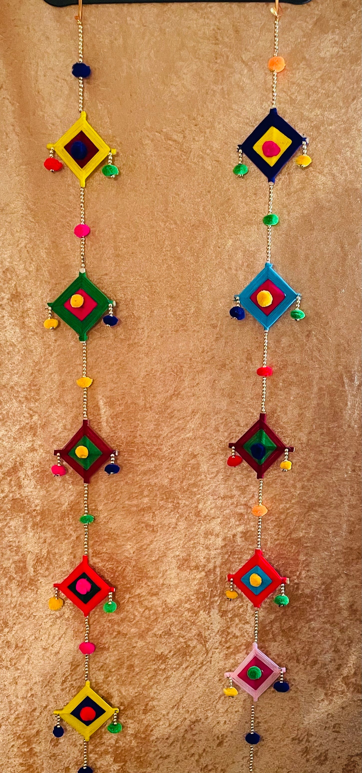 Woolen Square Line Jhaalar ( Set of 2)