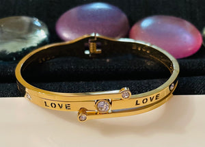 Openable Bracelet