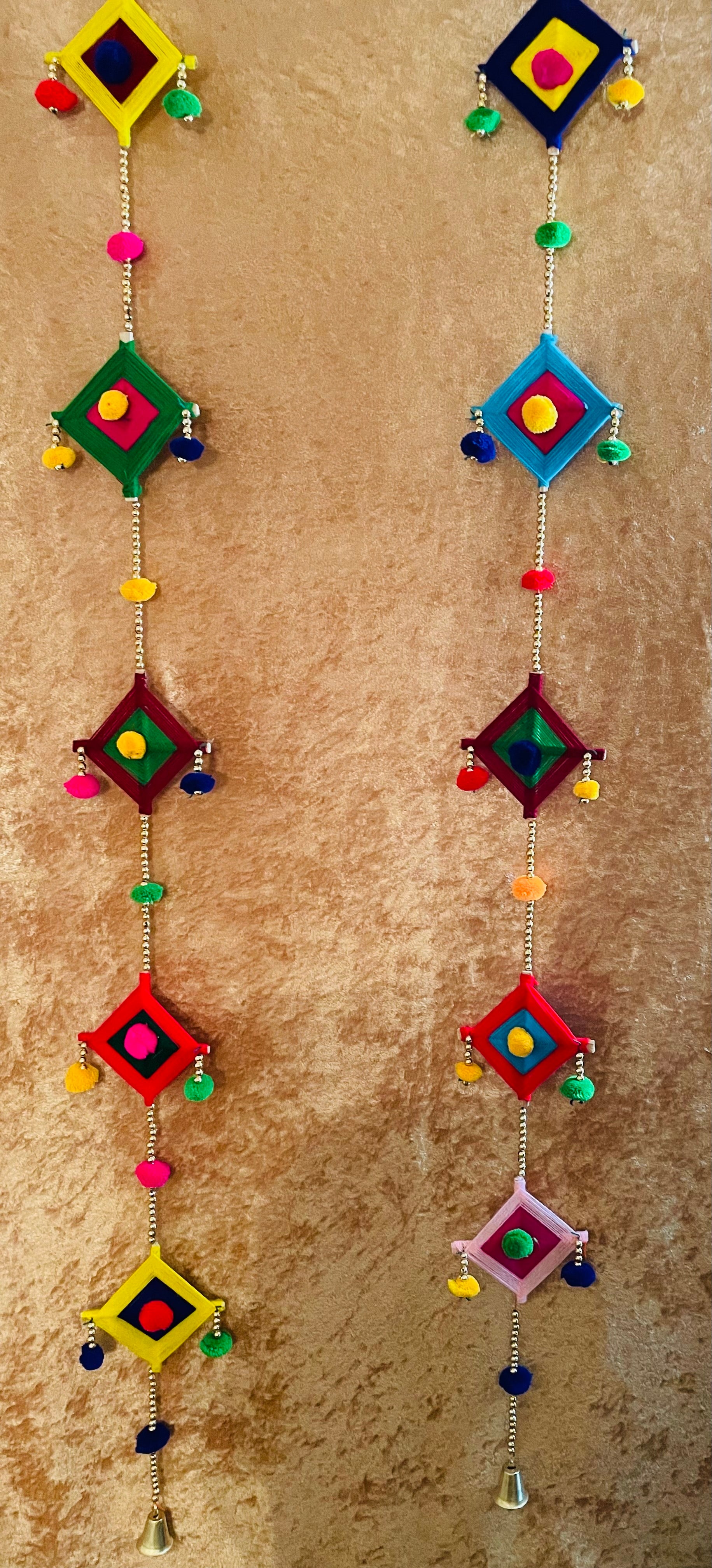 Woolen Square Line Jhaalar ( Set of 2)
