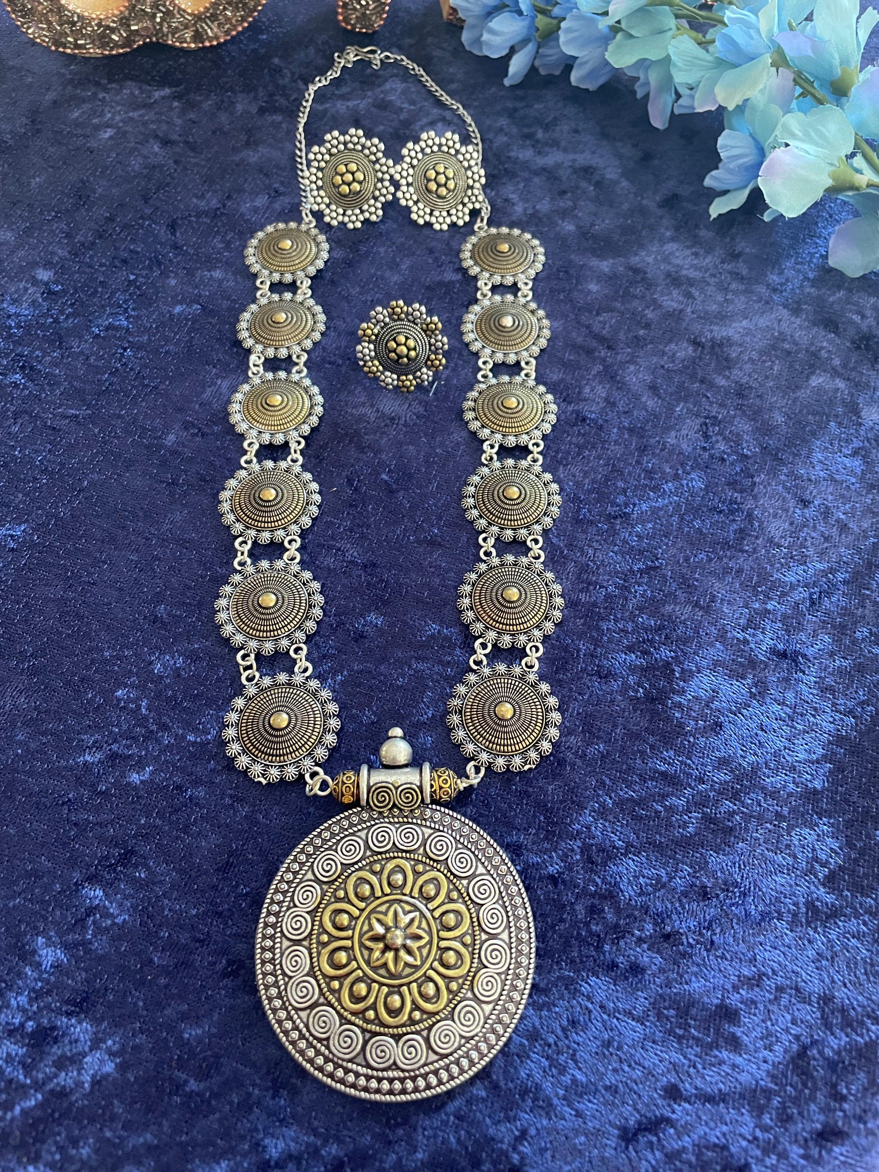 Double Tone Oxidized Necklace With Earrings and Ring
